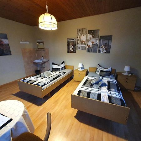 Gaestehaus Weisses Lamm - Monteurzimmer Nordhalben Екстер'єр фото