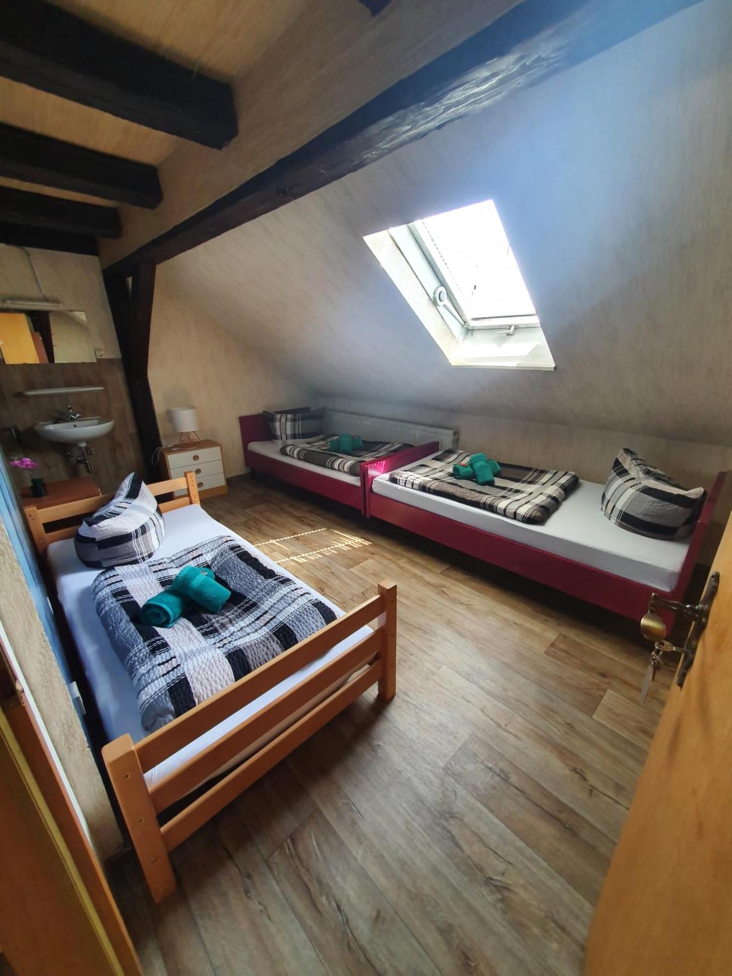 Gaestehaus Weisses Lamm - Monteurzimmer Nordhalben Екстер'єр фото