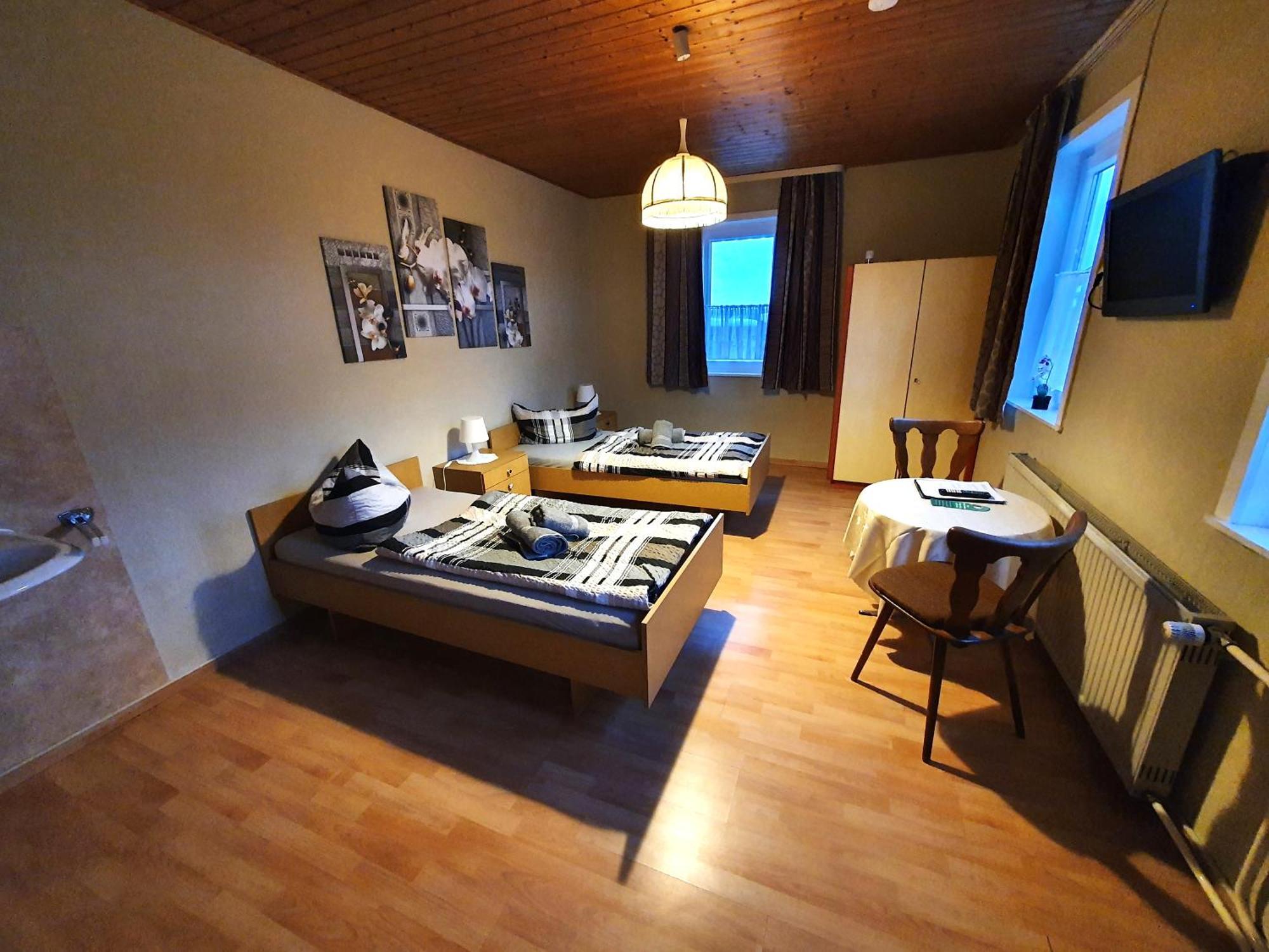 Gaestehaus Weisses Lamm - Monteurzimmer Nordhalben Екстер'єр фото